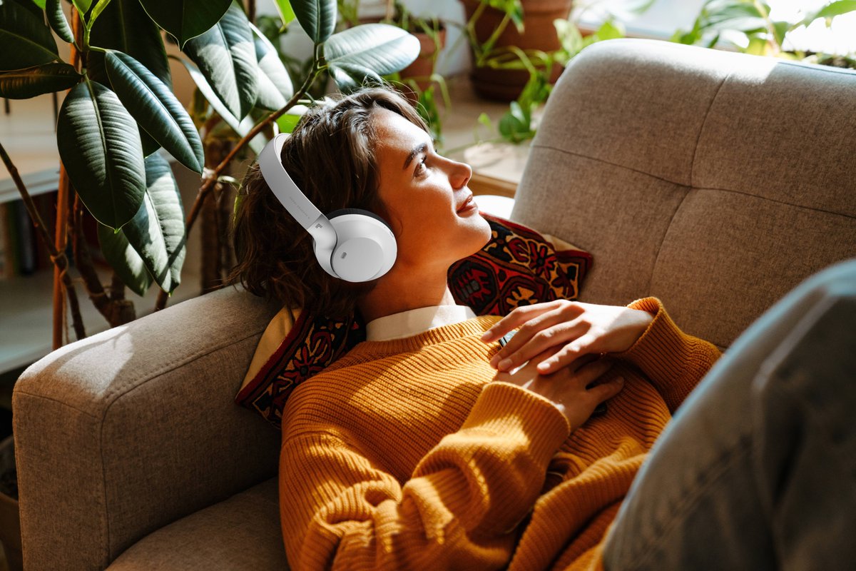 licensemag's tweet image. A showcase of #SharperImage branded wired and wireless charging and personal listening solutions for retail by #PrimeBrandsGroup are on display at #CES2025.
ow.ly/KmKL50UBjhS