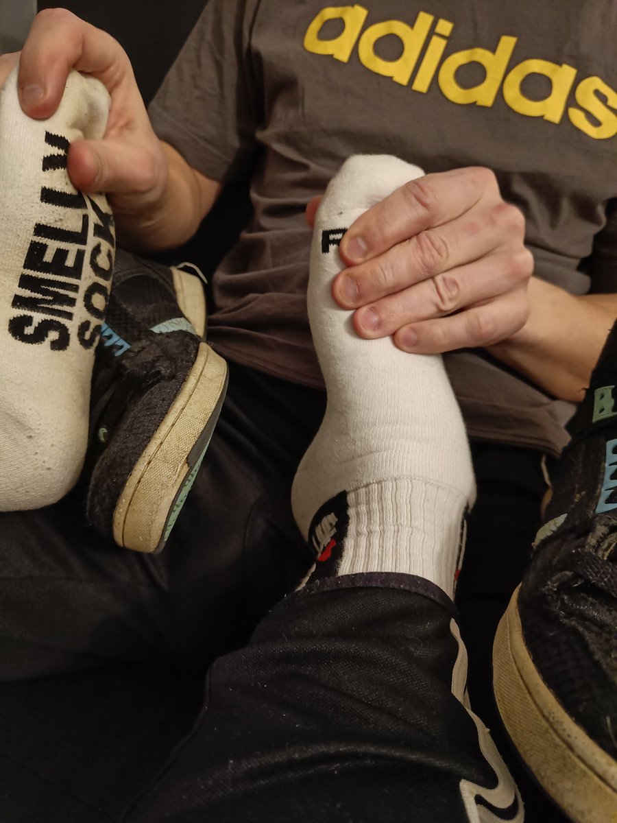 Foot massage w/<a href="/Rainfin4/">MaxxFinn 🔜 Darklands, Winter Pride Sölden</a>