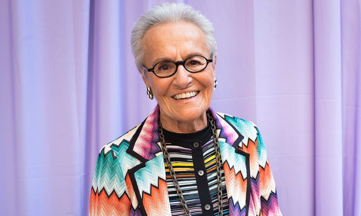It is with great sadness that we mark the passing of Rosita Missoni Hon RDI co-founder of the Missoni brand. Known for her innovative use of colour and pattern, she redefined knitwear and inspired generations of designers. Read her obituary in The Guardian shorturl.at/9r7ld