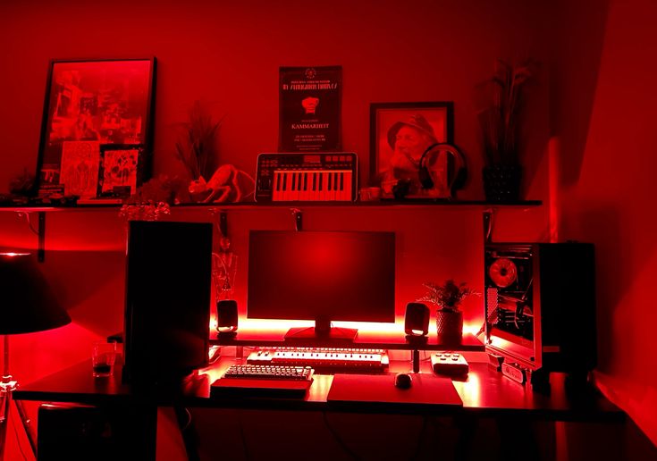 capuzdasec's tweet image. — Nome: Capuz
 — 22y
 — Graduado em ADS
— Pós graduação em Segurança da informação | Hackers do bem |  Microsoft
— Focos: Segurança da Informação e Certificações Microsoft  
— Hobbies: Jogos, atrizes, Taylor Swift e Sabrina  

#studytwt • #studytech •   #techtwt #studybr •