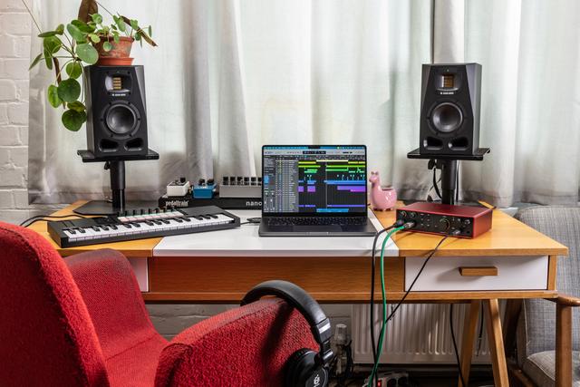 Focusrite &amp; Sequential are conducting a survey to hear from musicians, producers, content creators, and more. By participating you'll have the chance enter our prize draw, and your feedback could even influence what we create next! Survey ends Jan 24th: survey.alchemer.com/s3/8062532/seq…
