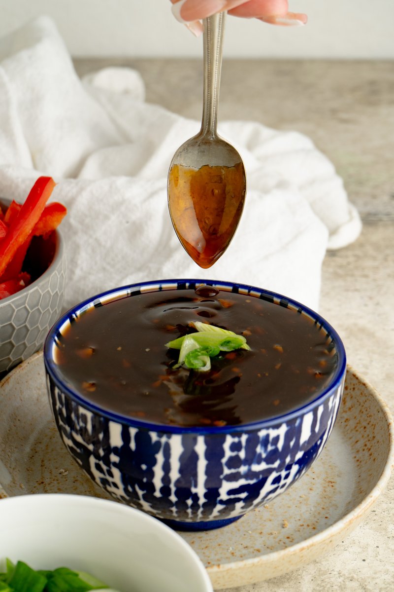 DelishSpoon's tweet photo. Sticky sweet Honey Teriyaki Sauce is the perfect sauce or marinade for chicken and fish and is great in stir-fried and noodle dishes.
#teriyaki #teriyakisauce #marinades https://t.co/AKVcMbkaMd https://t.co/fgWnWljDtm