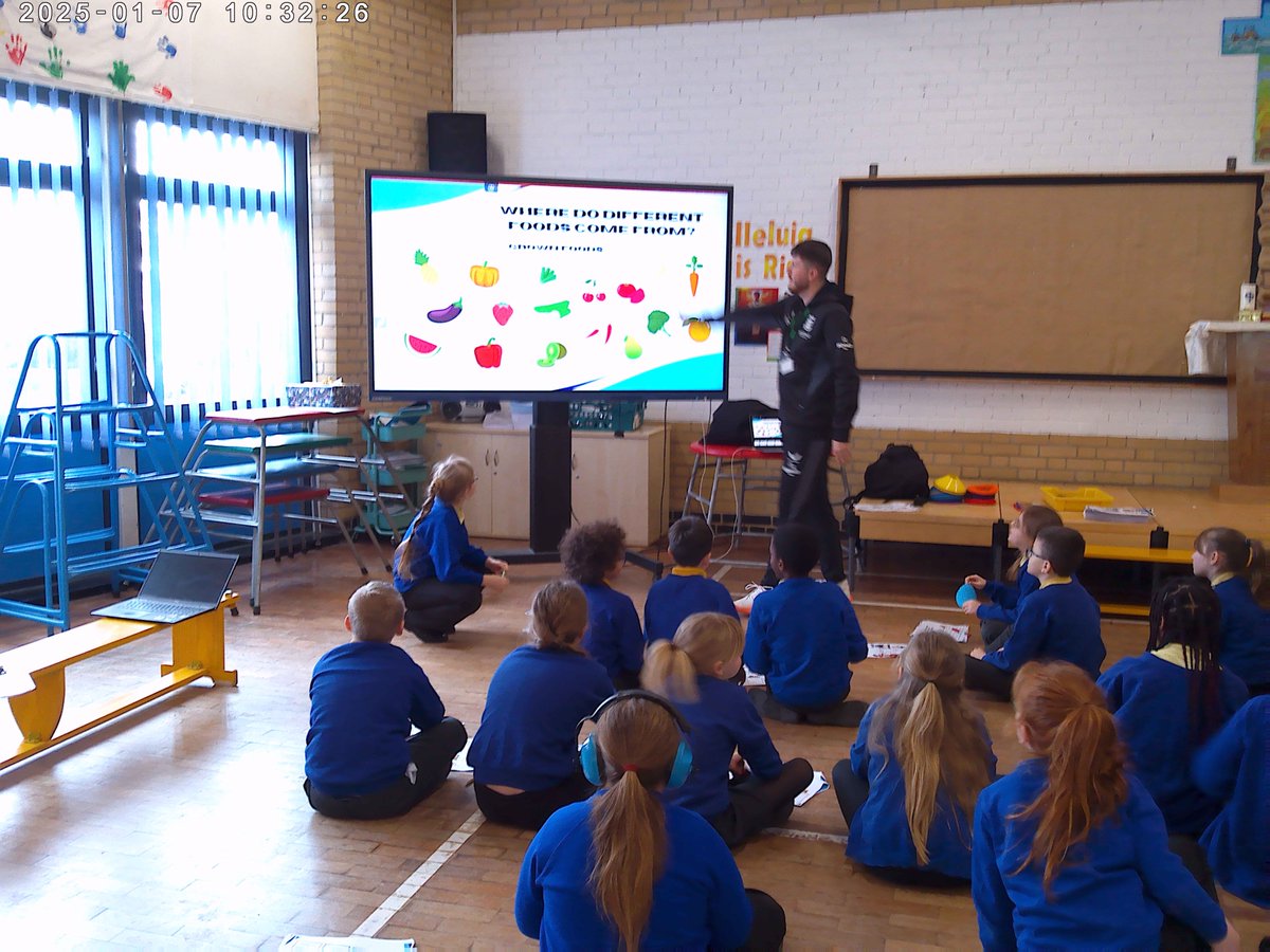 St Anthonys Voluntary Catholic Academy (@stanthonyscps) on Twitter photo In the Spring term, Year 4 and 5 are taking part in <a href="/FCComFoundation/">Hull FC Foundation</a> Let's Move Programme. Today both classes looked at a balanced diet and what healthier choices they can make to improve their health and wellbeing. In the Spring term, Year 4 and 5 are taking part in <a href="/FCComFoundation/">Hull FC Foundation</a> Let's Move Programme. Today both classes looked at a balanced diet and what healthier choices they can make to improve their health and wellbeing.