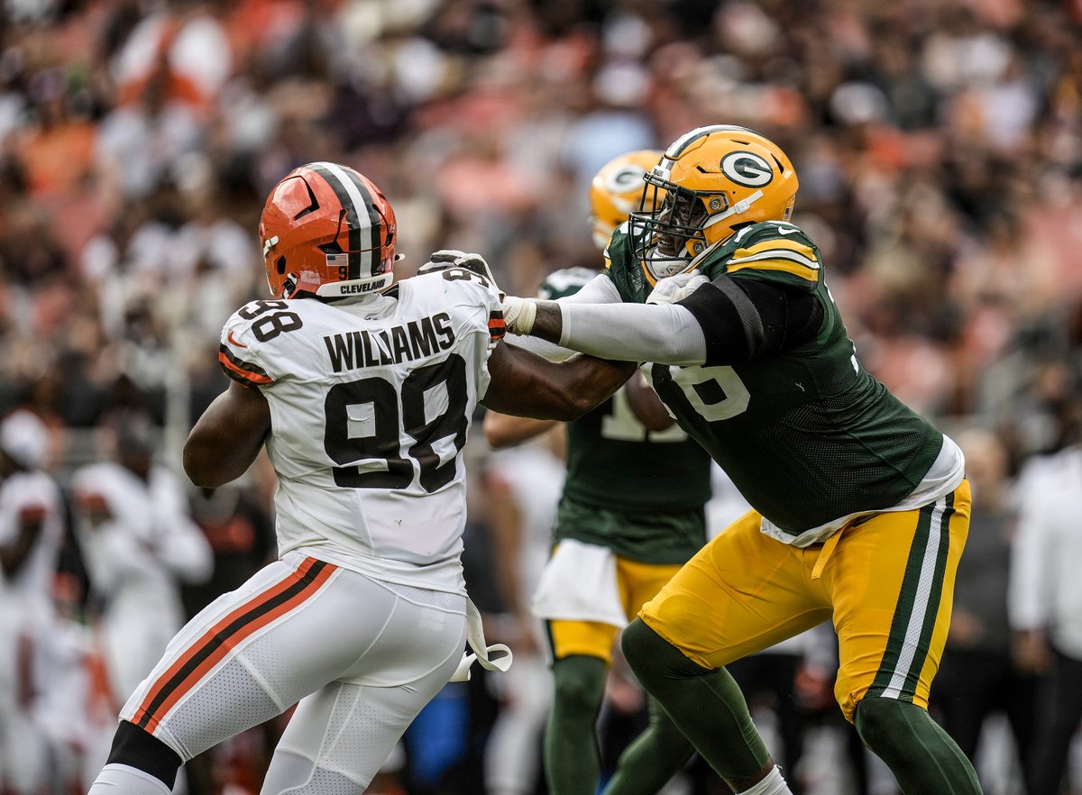 Good Luck Big Telly!! (<a href="/TellyB76/">Telly Telfort</a>)  

Sending good luck vibes to Kadeem Telfort as the NFL Playoffs start this weekend.

#GoPackGo | 📸: <a href="/packers/">Green Bay Packers</a>