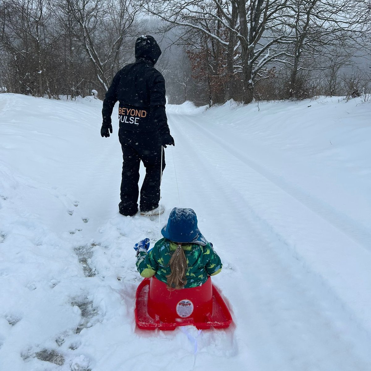 Michael Sup, Ph. D (@michael_sup) on Twitter photo The journey has begun to Chicago from Athens, Ohio! ❄️
Always excited for the <a href="/UnitedCoaches/">United Soccer Coaches</a> convention and can't wait to meet our <a href="/OhioCoachingEd/">Ohio University Masters in Coaching Education</a> students in person!
#2025UnitedSoccerCoachesConvention The journey has begun to Chicago from Athens, Ohio! ❄️
Always excited for the <a href="/UnitedCoaches/">United Soccer Coaches</a> convention and can't wait to meet our <a href="/OhioCoachingEd/">Ohio University Masters in Coaching Education</a> students in person!
#2025UnitedSoccerCoachesConvention