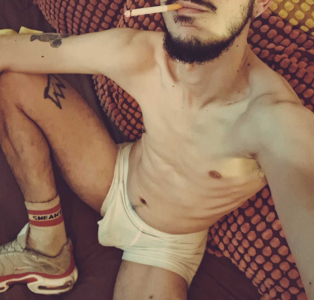 Smellkiff🐽👟💦 tweet media