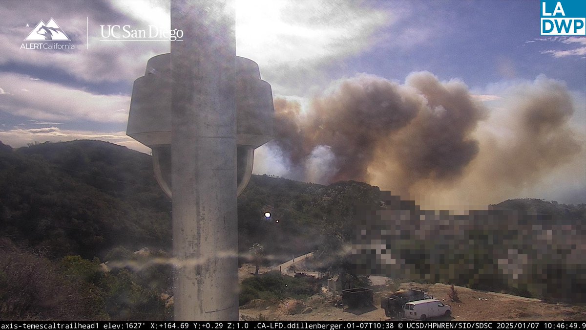 KTLA (@ktla) on Twitter photo #BREAKING: A brush fire has erupted in the area of Piedra Morada Drive in Pacific Palisades. <a href="/ALERTCalifornia/">ALERTCalifornia</a> #RedFlagWarning #BREAKING: A brush fire has erupted in the area of Piedra Morada Drive in Pacific Palisades. <a href="/ALERTCalifornia/">ALERTCalifornia</a> #RedFlagWarning