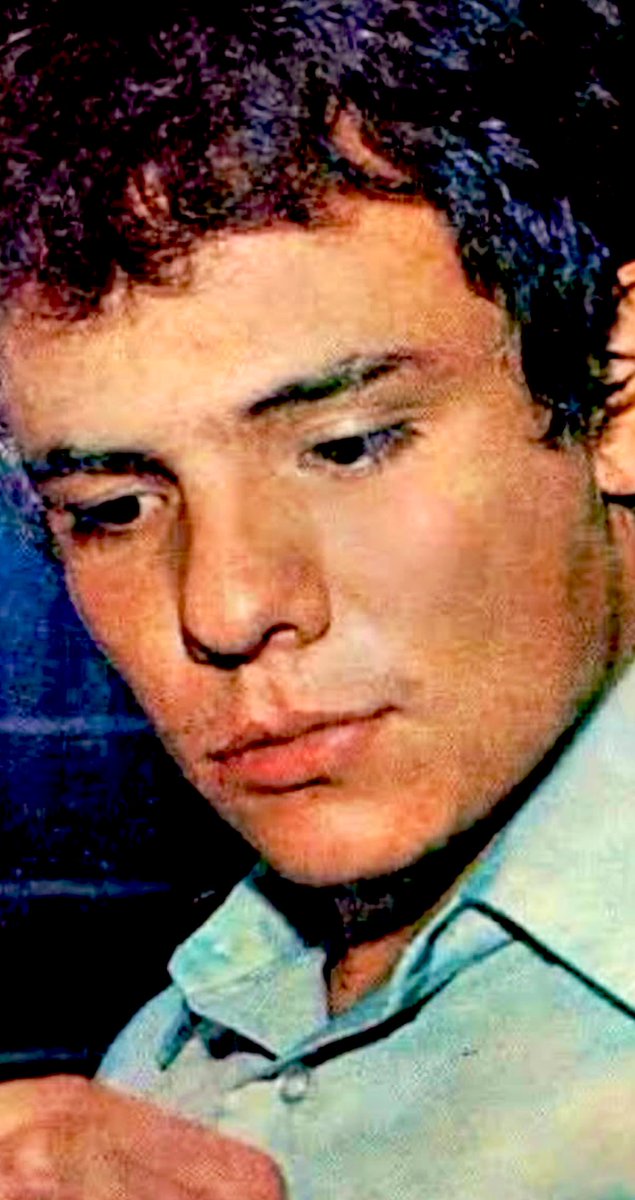 Si solo pudieras escuchar una única canción de José José de por vida, ¿cuál elegirías? Los leo y apunto 🤗