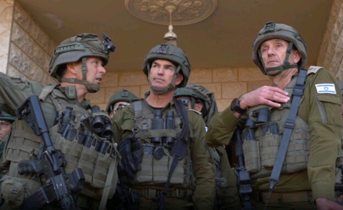 הקלטות אלוף פיקוד הצפון: "צבא לבנון לא עומד ביעדים – ומשתף פעולה עם חיזבאללה" | בלעדי

bit.ly/3DOffsv | <a href="/guyvaron/">Guy Varon</a>