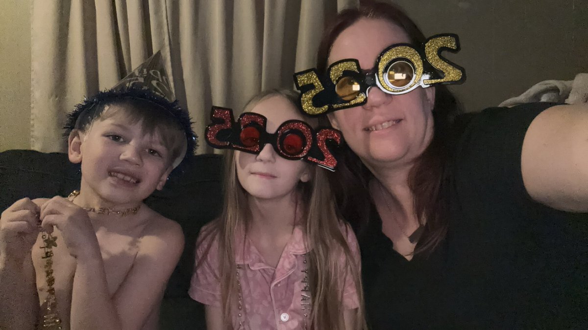 bbaker261986's tweet photo. #newyears https://t.co/rkAdEqdPsP