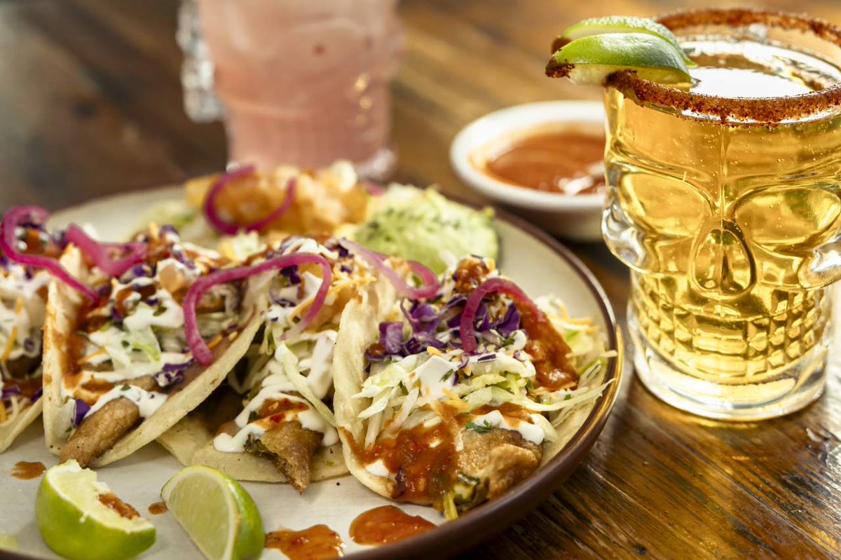 NMMagazine's tweet photo. Check out these 19 taco spots in New Mexico that offer authentic flavors, cultural traditions, and culinary creativity for an unforgettable taco experience. https://t.co/MCGPwdn0qj https://t.co/UPB5ld1tcm