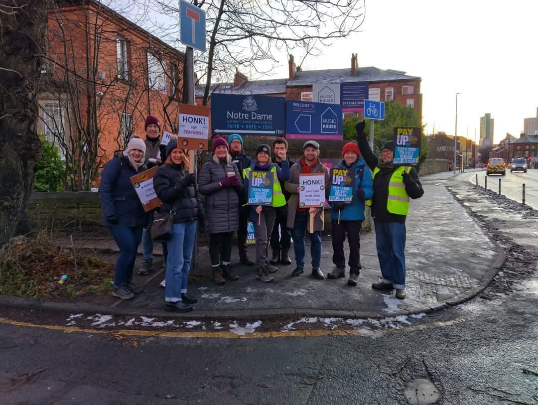 TUC Yorkshire & Humber - archived (@tucyorkshumber) on Twitter photo Notre Dame NEU members stood strong on the picket line again this morning—unyielding, resolute, and uplifted by the spirit of unity.
NEU Yorkshire & Humber Region
<a href="/NEUnion/">National Education Union</a> Notre Dame NEU members stood strong on the picket line again this morning—unyielding, resolute, and uplifted by the spirit of unity.
NEU Yorkshire & Humber Region
<a href="/NEUnion/">National Education Union</a>