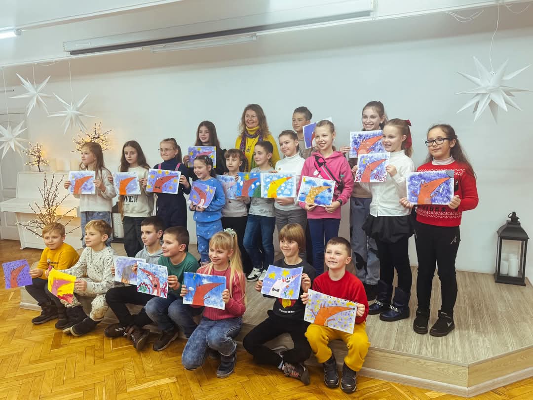 LibraryUkraine's tweet photo. Taras Shevchenko Central Library for Children in Kyiv inspires and unites! Recently, it hosted a creative meeting with Ukrainian children's writer Lana Ra.
#LibraryCountry #UkrainianLibraries https://t.co/j46j1rglpy