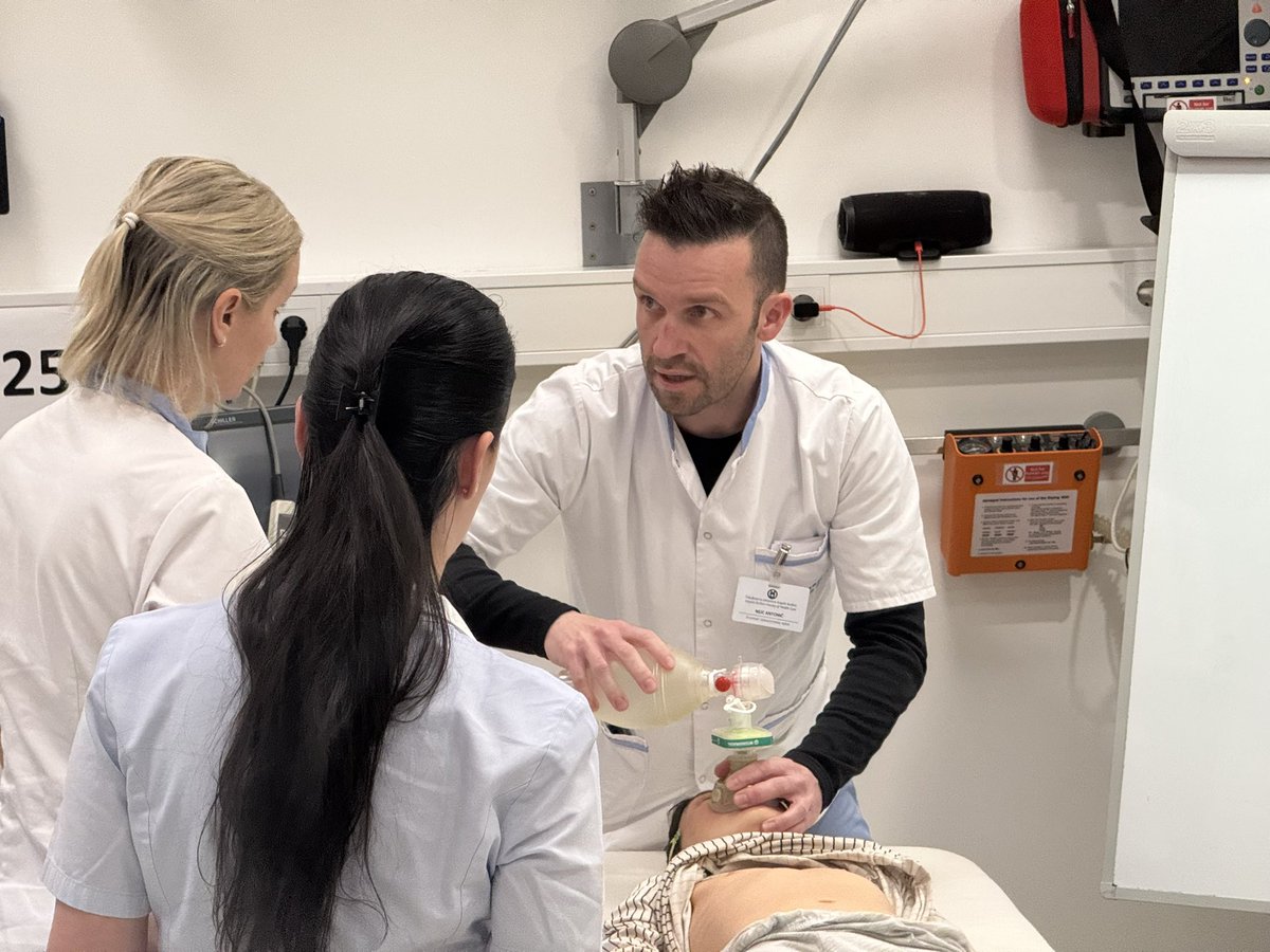 Simulation education centre (@simzdl) on Twitter photo 🎓STUDENTS OF THE ANGELA BOŠKIN FACULTY OF HEALTH CARE 👩⚕️👨⚕️🎓
📅 TODAY at the SIM Educational Center 🏥
🩺👶 TRAINING WITH SIMULATIONS on the topic:
CRITICALLY ILL CHILD 👶
💙 Proud of the dedication and professionalism of our future healthcare professionals! 💙 <a href="/ZDLjubljana/">Zdravstveni dom Ljubljana</a> 🎓STUDENTS OF THE ANGELA BOŠKIN FACULTY OF HEALTH CARE 👩⚕️👨⚕️🎓
📅 TODAY at the SIM Educational Center 🏥
🩺👶 TRAINING WITH SIMULATIONS on the topic:
CRITICALLY ILL CHILD 👶
💙 Proud of the dedication and professionalism of our future healthcare professionals! 💙 <a href="/ZDLjubljana/">Zdravstveni dom Ljubljana</a>