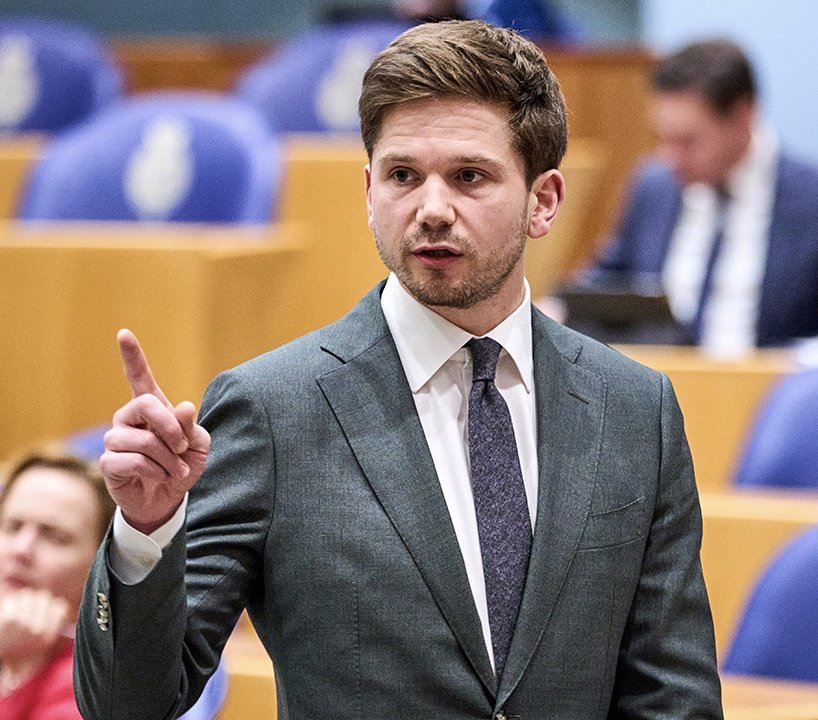 BBB'er Henk Vermeer wordt nu neergezet als boegbeeld van het VERZET tegen het WEF! Het was Gideon die Rutte ONTMASKERDE &amp; Pepijn die de juridisch bindende contracten openbaarde! Toen waren ze “complotdenkers”! 

Doe een ❤️ &amp; RT als je FVD steunt!