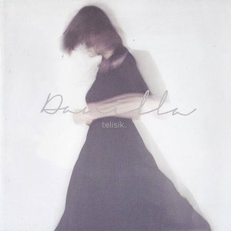 Langsung keinget trek kesembilan di album Telisik milik <a href="/danillajpr/">DANILLA</a> 🥹

Ini lagu juaaarang banget dibawain live-nya.