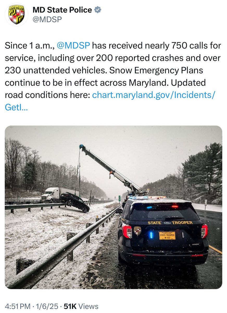 WeBackBlue's tweet photo. A HUGE shout out to all first responders for the life saving work they do during inclement weather and ALWAYS! 

THANK YOU!!!  💙 ❄️ 💙 https://t.co/Tuu1jAd67i