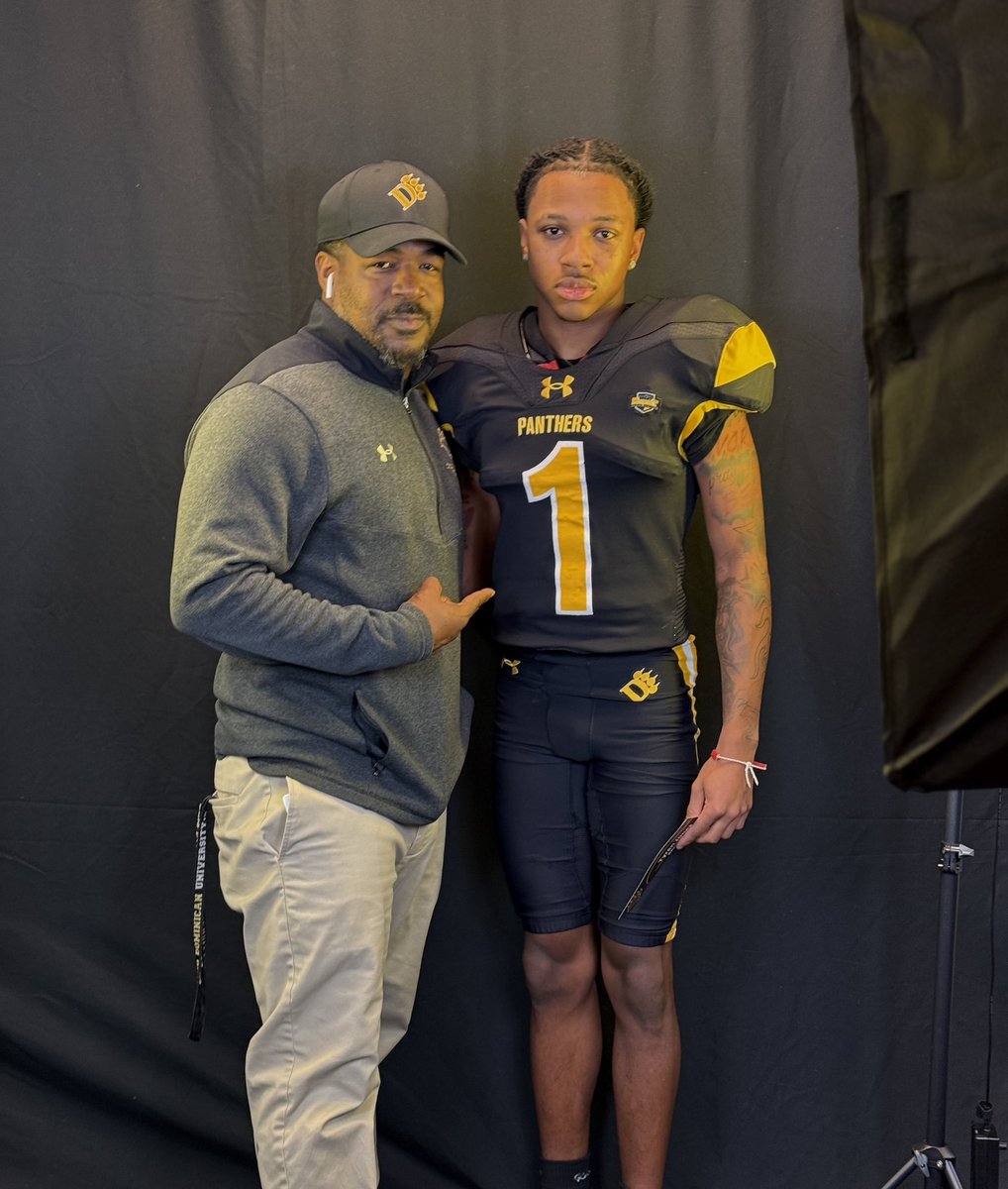 Tyren (@tyrenjones122) on Twitter photo After a great visit and conversation with <a href="/oducoachtuck/">Coach Tuck</a> blessed to receive a offer from ODU!!
<a href="/ReynoldsburgFB/">Reynoldsburg High School Football</a> <a href="/Kstaff07/">kstaff</a> <a href="/ChuckTrained/">Chuck Gresham</a> @LoverboyDrip After a great visit and conversation with <a href="/oducoachtuck/">Coach Tuck</a> blessed to receive a offer from ODU!!
<a href="/ReynoldsburgFB/">Reynoldsburg High School Football</a> <a href="/Kstaff07/">kstaff</a> <a href="/ChuckTrained/">Chuck Gresham</a> @LoverboyDrip