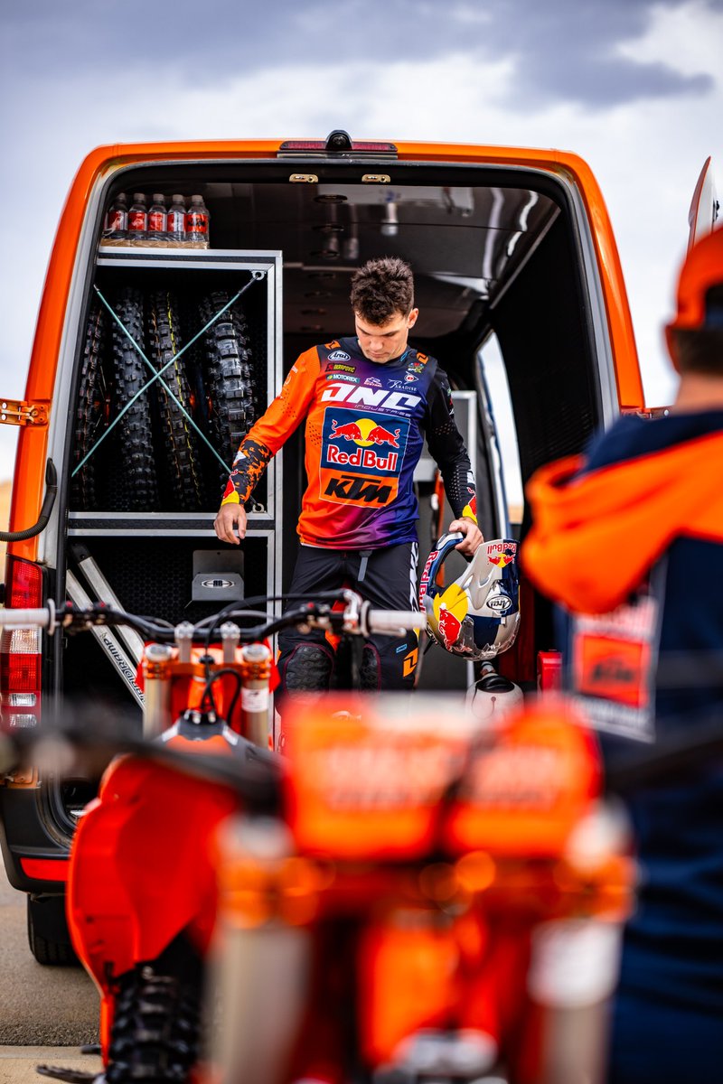 CONVRG Media tweet media