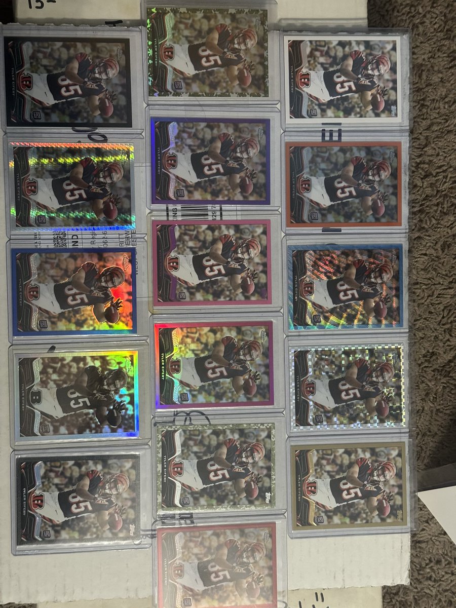 Rick_Johnson87's tweet photo. I have so many @tylereifert Rookie Cards 😂 https://t.co/84ABJhcUtC