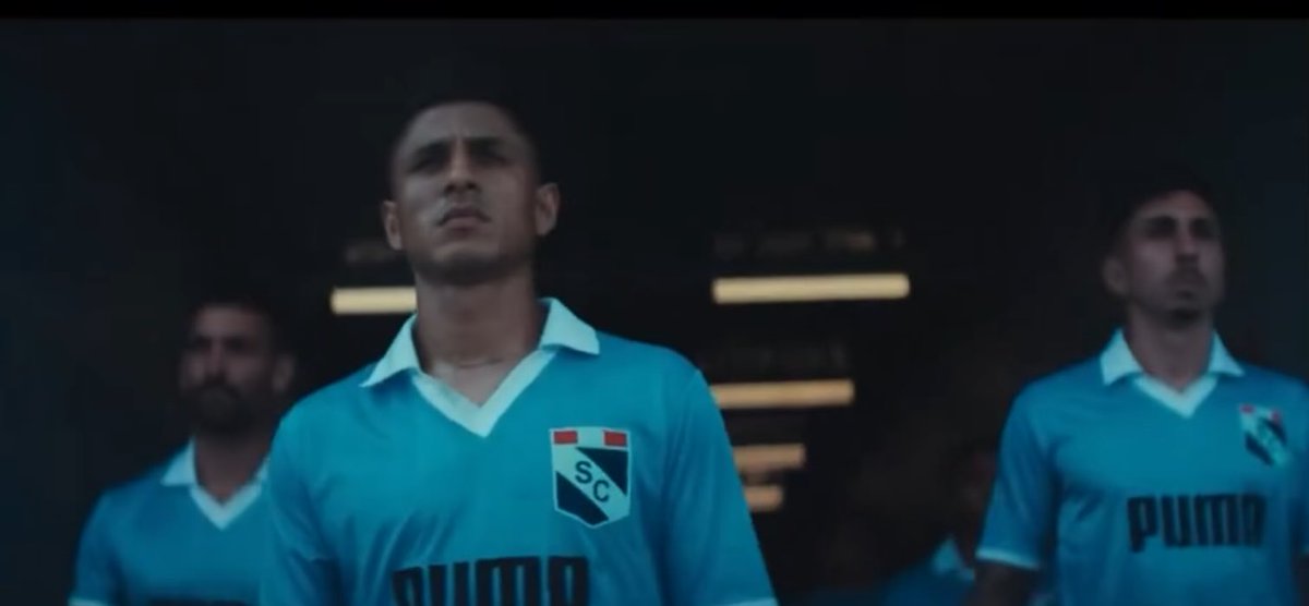 ErrorArbitralTR's tweet photo. Sporting Cristal acaba de hacer el MEJOR vídeo de presentación de una camiseta en la historia del fútbol peruano.

Cine total. Excelente lo del club celeste. https://t.co/PEVzGdQMwS