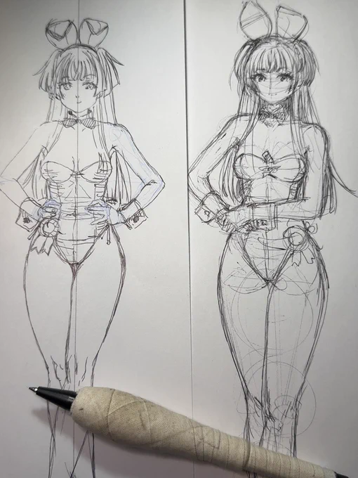 プレイボーイバニーとエスカイヤバニーを描いてます 
