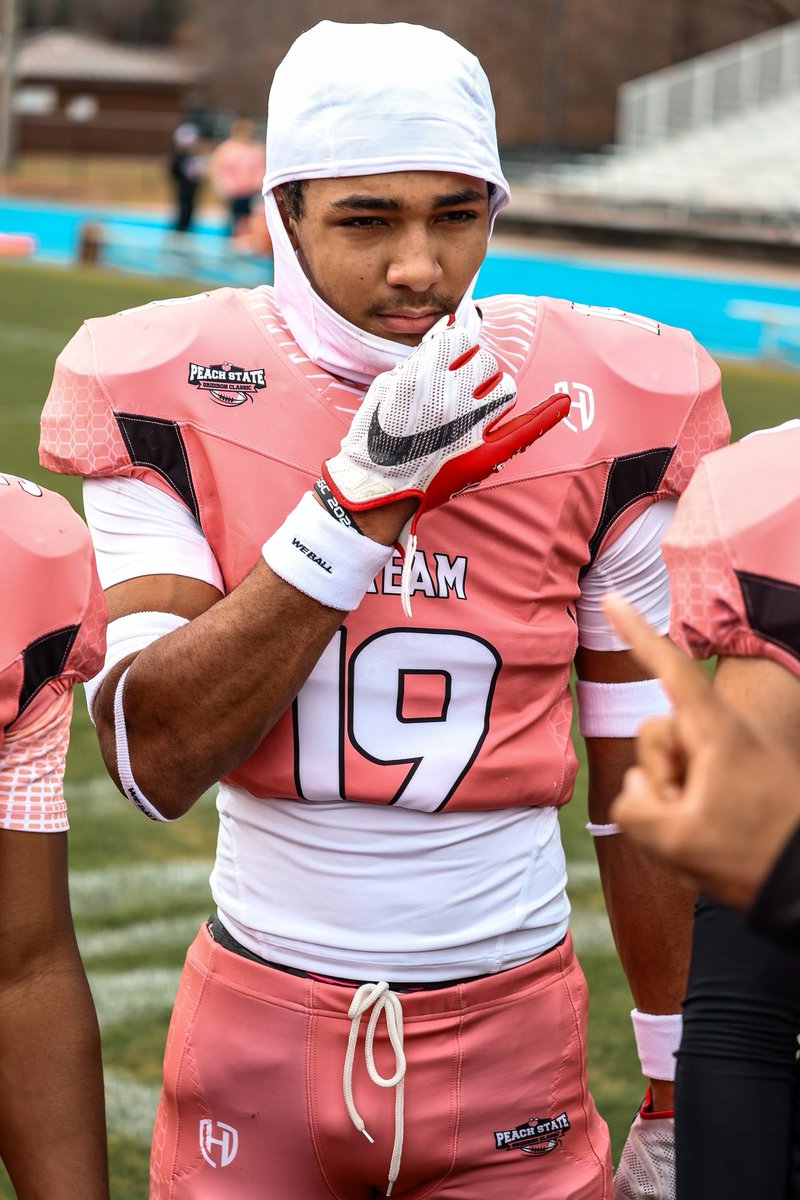 Coach Daniels (@coachdaniels06) on Twitter photo <a href="/ElijahGarnett19/">Elijah Garnett</a> is a 2026 OLB prospect who needs some attention. Heβs great in coverage and sure tackler <a href="/ElijahGarnett19/">Elijah Garnett</a> is a 2026 OLB prospect who needs some attention. Heβs great in coverage and sure tackler