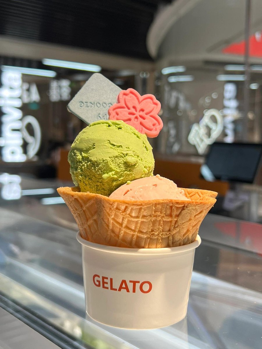 Heidygtd's tweet photo. No matter what the weather or temperature is, I just like to eat this https://t.co/3I0YjdaSpq