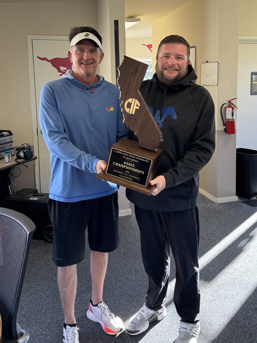 St. Vincent de Paul College Prep Football (@svhs_fb) on Twitter photo Thank you <a href="/Angus_McClure/">Angus McClure</a> from <a href="/KU_Football/">Kansas Football</a> for stopping by St. Vincent!
#gomustangsπ΄ Thank you <a href="/Angus_McClure/">Angus McClure</a> from <a href="/KU_Football/">Kansas Football</a> for stopping by St. Vincent!
#gomustangsπ΄
