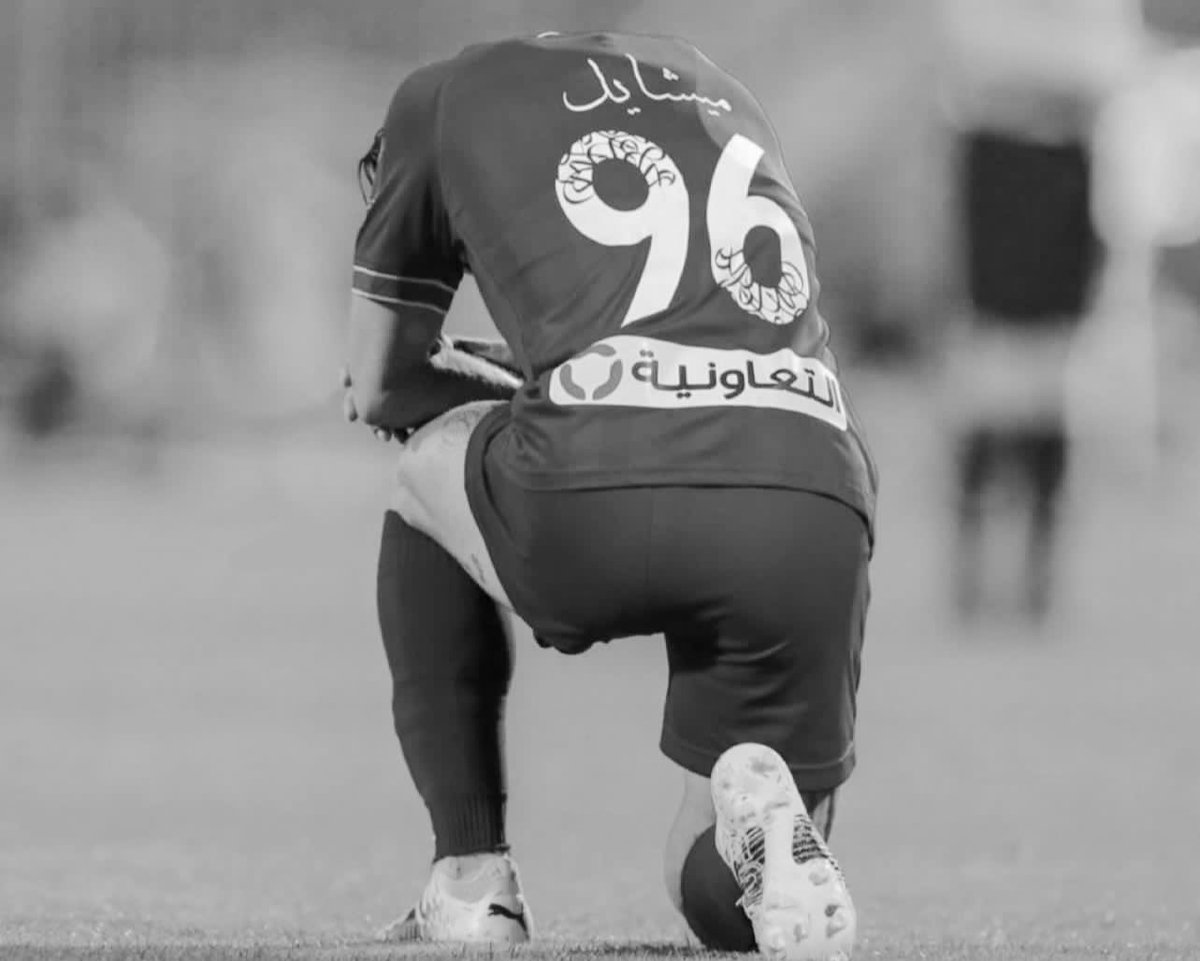 𝖫̷𝖠̷𝖶̷ tweet media