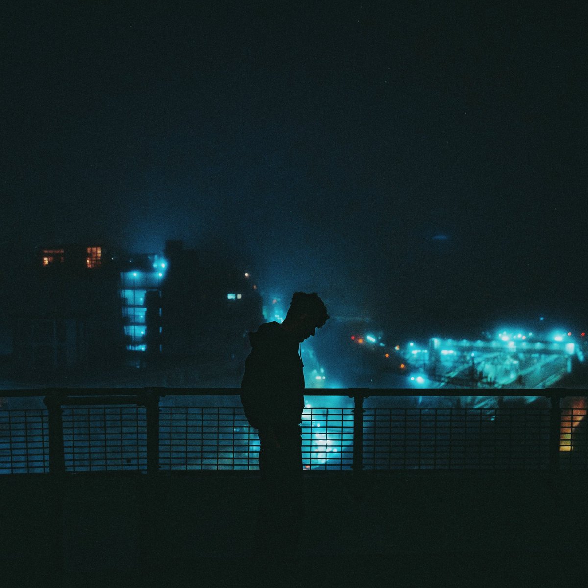 Where shadows meet light 

A foggy evening in Manchester City Centre (Digital Photography)