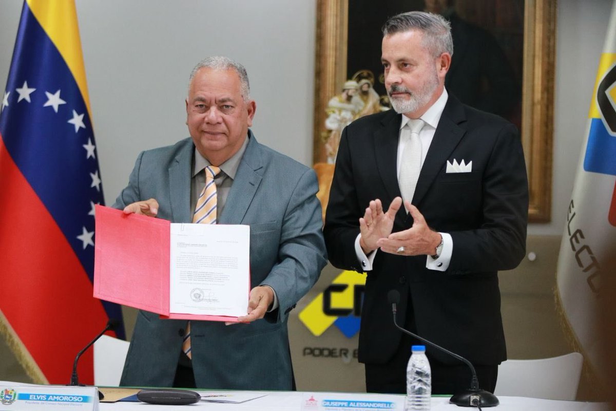 Elvis Amoroso: el pueblo se juramentará el 10E junto a Nicolás Maduro fusernews.com/elvis-amoroso-…