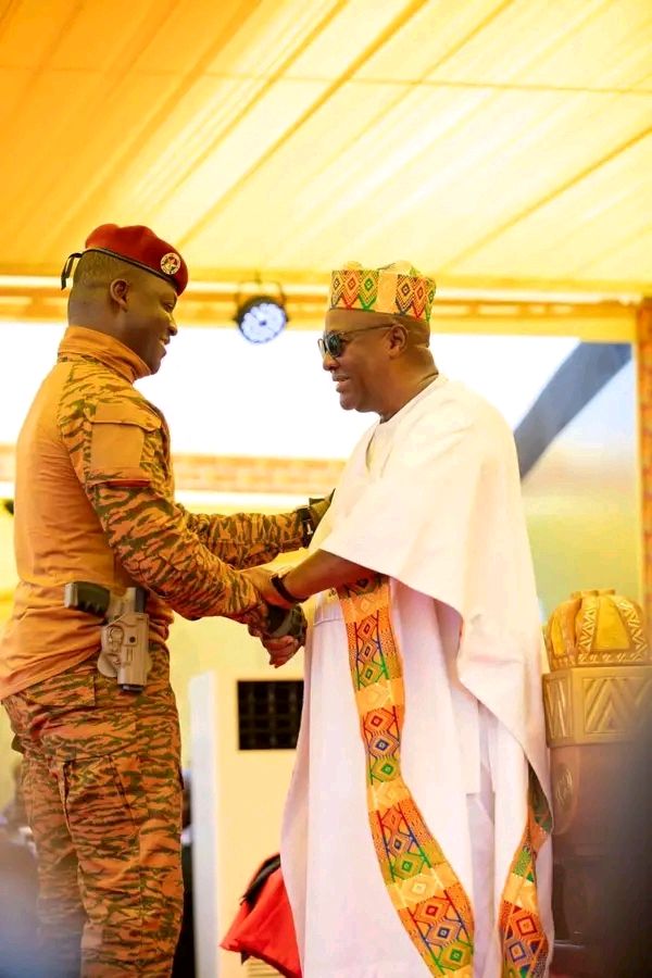 Ghanaians are questioning the optics of Burkina Faso's President Ibrahim Traoré greeting President Mahama with a visible firearm at his inauguration.