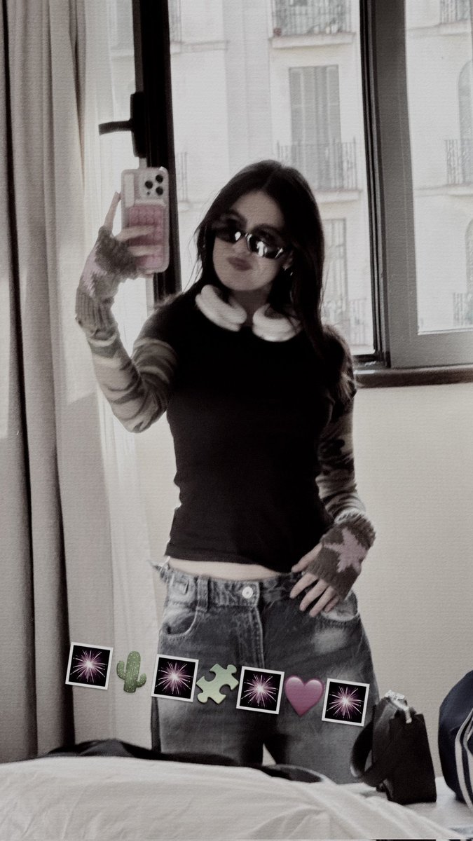 ㅤㅤㅤㅤ𝗶𝗻𝘀𝘁𝗮𝗴𝗿𝗮𝗺 𝘀𝘁𝗼𝗿𝘆.
——— ——— ———
ㅤㅤ⚬ @ ɑroɑxdɑvies ㅤ26 minㅤ⋮

ㅤㅤ    “😎”

ㅤㅤㅤㅤㅤㅤ♡        ↻