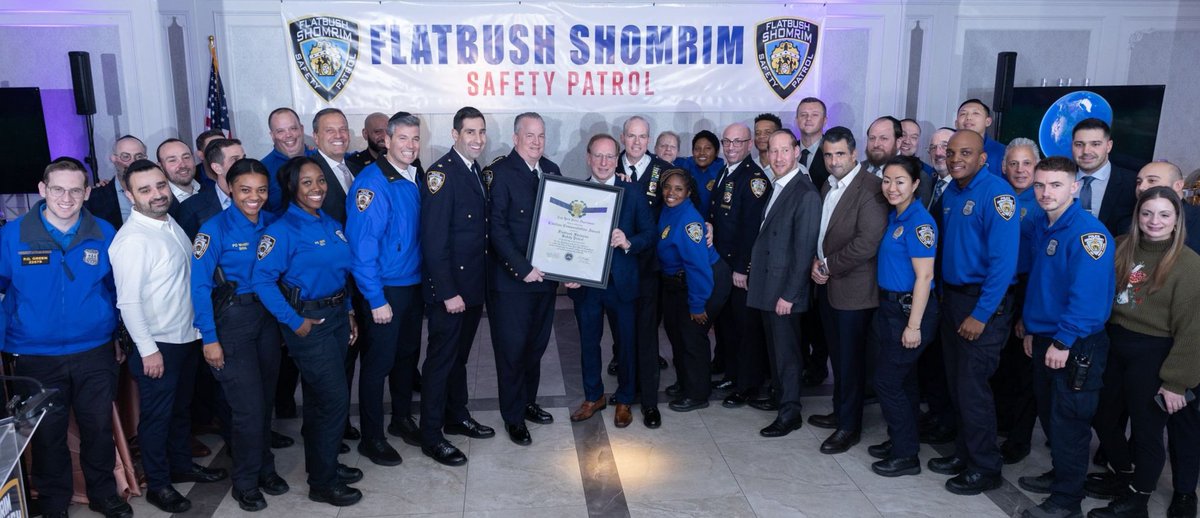 NYPD 63rd Precinct (@nypd63pct) on Twitter photo Thank you <a href="/FlatbushShomrim/">Flatbush Shomrim Safety Patrol</a> for honoring our <a href="/NYPDCommAffairs/">NYPD Community Affairs</a> PO Podd as well as <a href="/NYPD61Pct/">NYPD 61st Precinct</a> Det. Au, <a href="/NYPD70Pct/">NYPD 70th Precinct</a> PO Reyes, & <a href="/NYPDChiefOfDept/">NYPD Chief of Department</a> Inspector Ceparano for their outstanding contributions to their #Brooklyn communities Thank you <a href="/FlatbushShomrim/">Flatbush Shomrim Safety Patrol</a> for honoring our <a href="/NYPDCommAffairs/">NYPD Community Affairs</a> PO Podd as well as <a href="/NYPD61Pct/">NYPD 61st Precinct</a> Det. Au, <a href="/NYPD70Pct/">NYPD 70th Precinct</a> PO Reyes, & <a href="/NYPDChiefOfDept/">NYPD Chief of Department</a> Inspector Ceparano for their outstanding contributions to their #Brooklyn communities