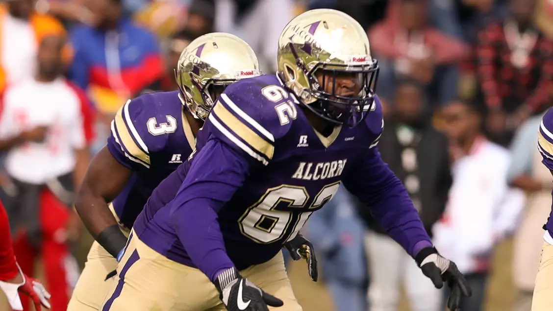After a blessed conversation with <a href="/Coach_TWatson/">Trumaine Watson</a> and I am honored to receive my first D1 offer from <a href="/AlcornStateFB/">Alcorn  Football</a> <a href="/Coach_Rob_J/">Robert Jones</a> <a href="/JWMadonna/">Jason Madonna</a> <a href="/KilbyMcGuire/">Kilby McGuire</a> <a href="/kjbreckenridge/">Keith Breckenridge II</a>