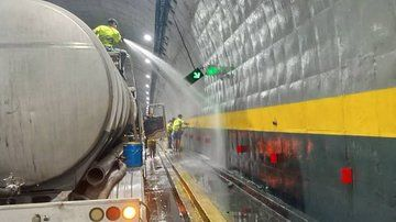 FMCENTER's tweet photo. ⚠️ Atención - Tránsito parcialmente restringido en la Autop. Caracas/ La Guaira en las próximas 72 horas por trabajos en Boquerón 1 y 2. #TrafficCenter 

📍Vía Alterna:

- Carretera Vieja Caracas - La Guaira. https://t.co/Sh9kZt23tH