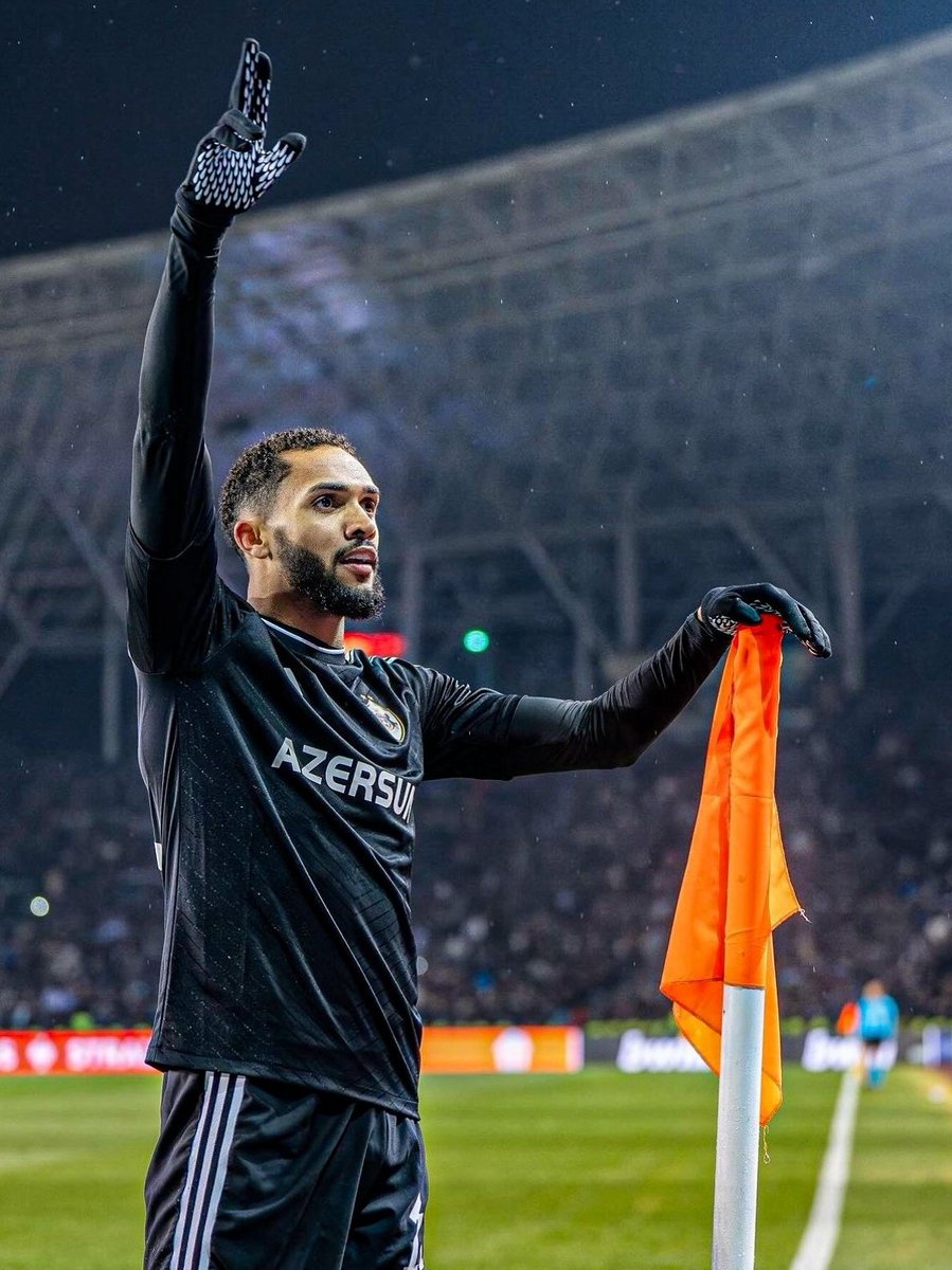 zonadoflamengo0's tweet image. ⚠️| Atacante desiste do Sevilha e fecha com o Flamengo
Juninho tinha tudo certo com o time espanhol, mas o Flamengo entrou na jogada, melhorou a oferta salarial e garantiu o jogador de última hora.
📬| @FabrizioRomano |@GonzaloTortosa