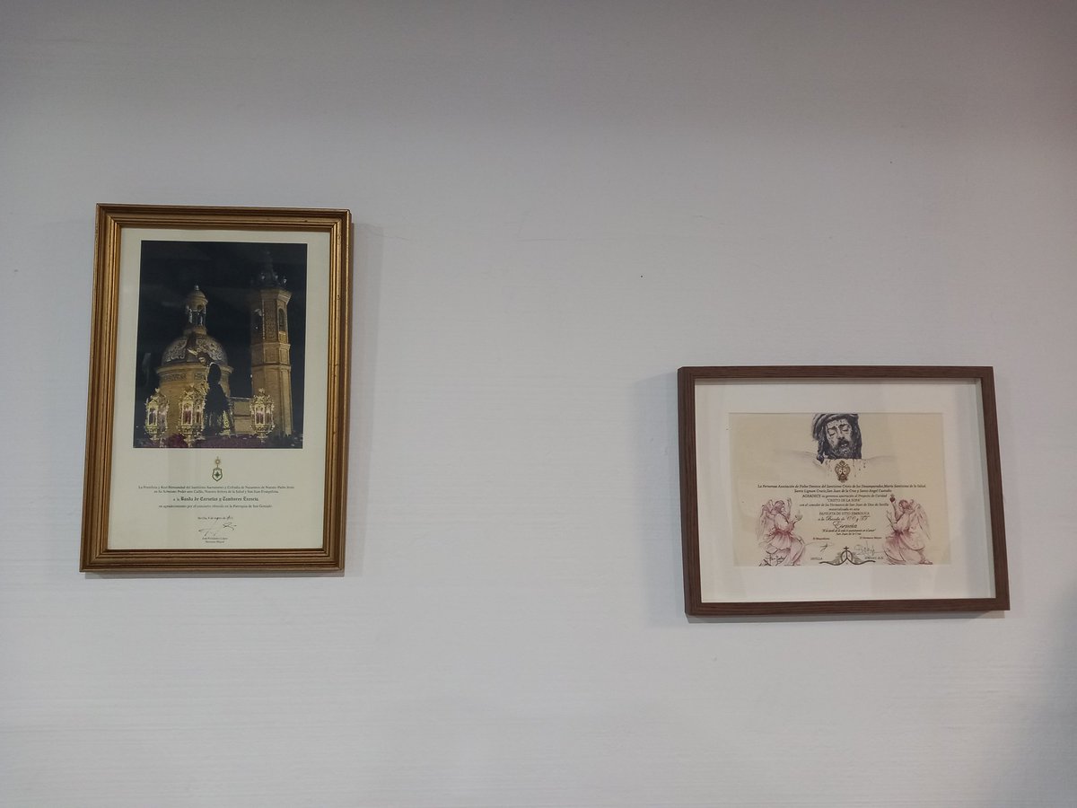 Regresamos a los ensayos en 2025 y nos encontramos con bonitos recuerdos ubicados en nuestro local de ensayo.

#ensayosconESENCIA #tdscofrade #esencia