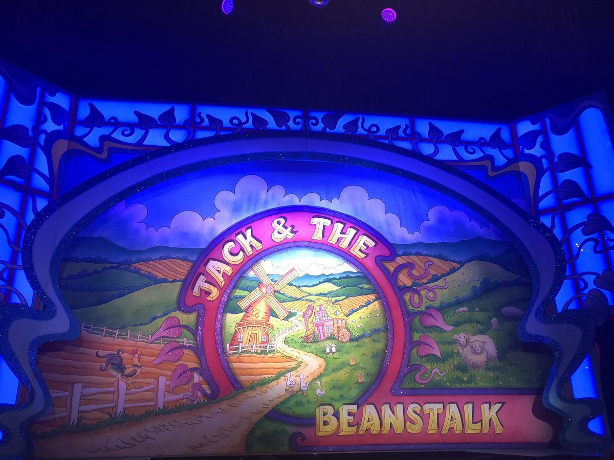 Enjoyed finally getting to see <a href="/NottmPlayhouse/">Nottingham Playhouse</a> panto this evening and thanks for the birthday shout out nine days early too! :) 

Loved it and ready for 2025/26 Sleeping Beauty