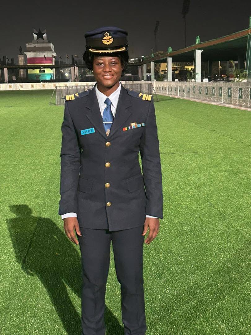 PExposes's tweet photo. Meet Sqd Ld Elizabeth Fadilatu Salifu , the pretty lady behind the commentary at today’s inauguration. 💚 https://t.co/jHl13fJ2IY