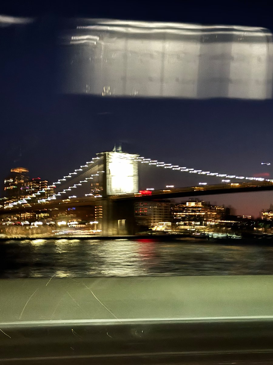 Roxy sternberg (@roxysternberg) on Twitter photo 