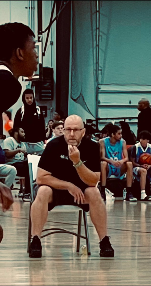 Happy to announce that I will be back coaching this summer for the Eastern Carolina Phenomz 2027 team (10th grade) if you have a player or know a player that is looking for a opportunity to showcase their talents please contact me.