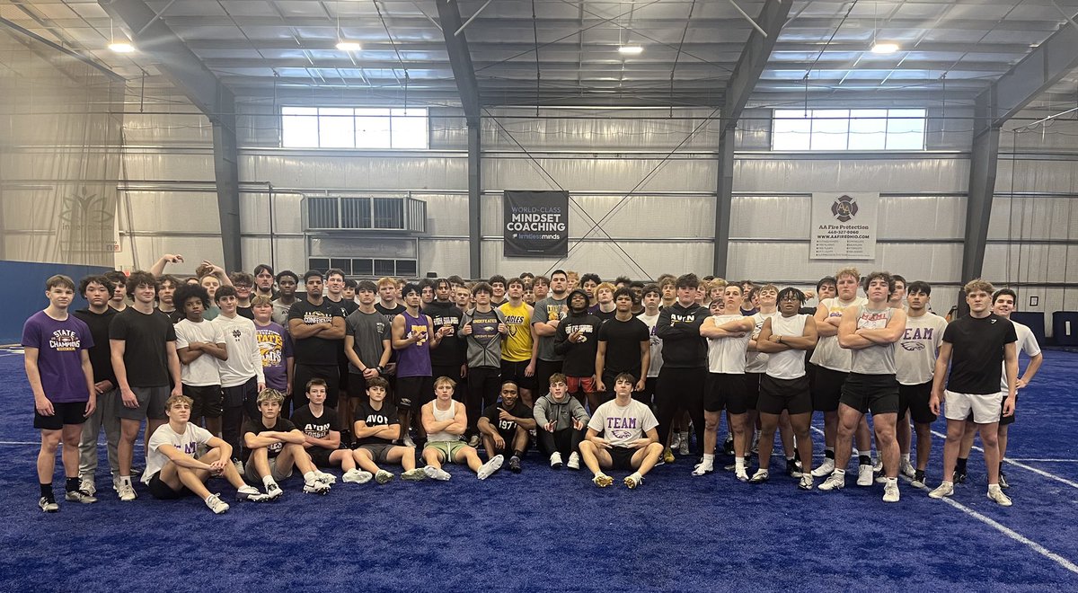 The 2025 Football journey is officially underway! 🏈🦅🇺🇸 #Accountability #Process #ItsA…