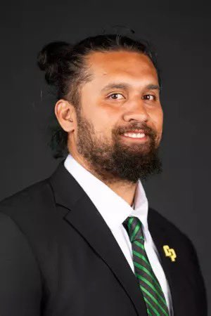 WSU is hiring Everrette Thompson as an assistant coach! He is a great recruiter and has strong ties in Arizona, California, The PNW and Hawaii. Will also help us maintain our Polynesian pipeline. Per <a href="/CougfanCOM/">COUGFANcom</a>