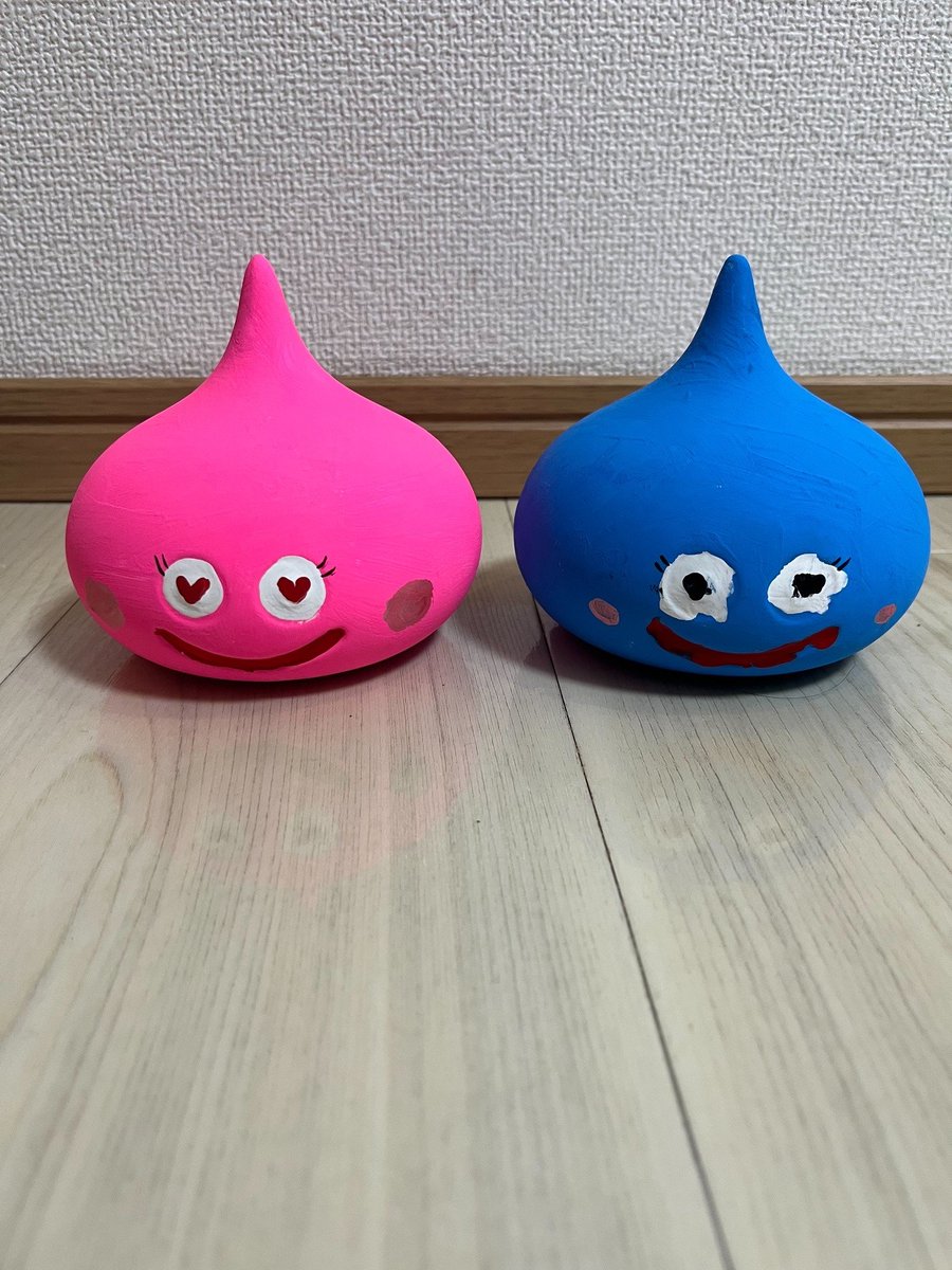 年始に思い立って、淡路島に行ってきました。スライムの色つけ体験をしましたが、それぞれの個性が出ておもしろいですね。大阪とは違ったのんびりとした雰囲気で良い時間が過ごせました。

 #pukkunmaru　#阪大放射線科　#ひのきのぼうで勝てる　 #男子ウル目