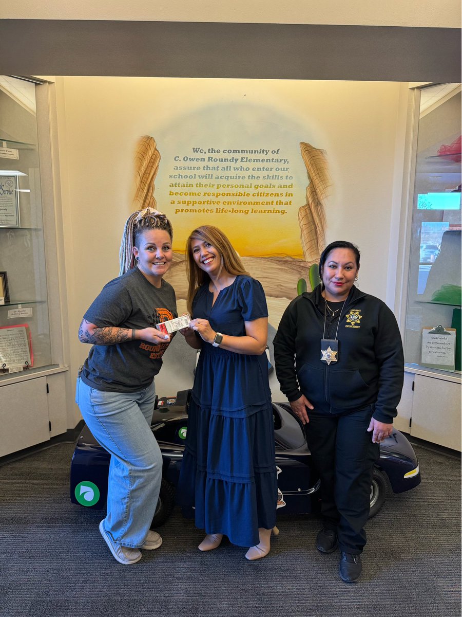 CCSD Engagement Unit (@ccsdengage) on Twitter photo Big thanks to <a href="/DisneyOnIce/">Disney On Ice</a> for donating tickets to Herron ES & Roundy ES staff for their efforts in reducing chronic absenteeism. Enjoy the show! Big thanks to <a href="/DisneyOnIce/">Disney On Ice</a> for donating tickets to Herron ES & Roundy ES staff for their efforts in reducing chronic absenteeism. Enjoy the show!