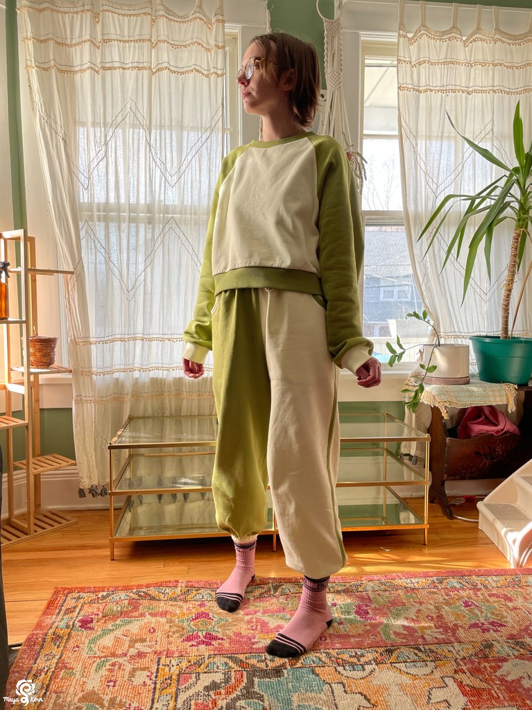 ✨ maya kern ✨ store is open again! tweet media