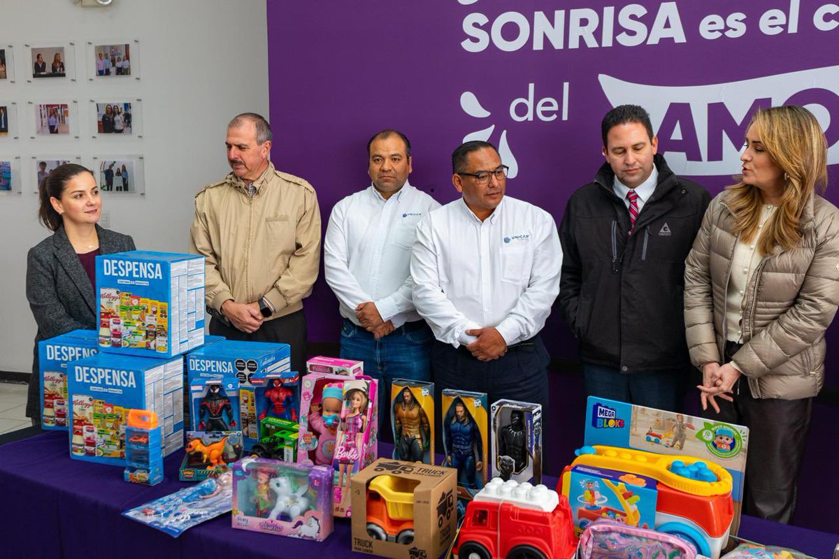 Como parte de nuestro programa Corazones Voluntarios 💕, Unicar Plastics se sumó a nuestra causa y decidieron venir dejar un granito de arena a DIF Saltillo, regalando juguetes e insumos a niñas, niños y madres de familia. ¡Muchas gracias por el apoyo! 🫂

#DIFSaltillo