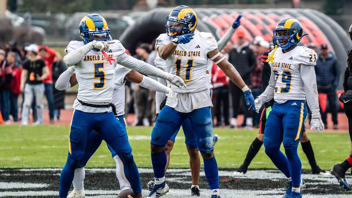 #AGTG After a great conversation with <a href="/JeffGirsch/">Jeff Girsch</a> , I am blessed to receive another offer from Angelo State University 💙💛!! 
<a href="/CoachCJCox/">Jason Cox</a> <a href="/CoachKOMiller/">Kendall Miller</a> <a href="/_K_Wright_/">Coach K.Wright✌</a> @JohnWil362021